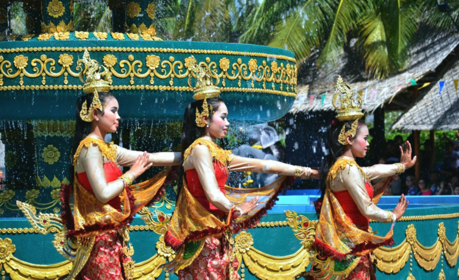 Momento di lezione collettiva nello studio levonysquera con focus su tecnica e espressione